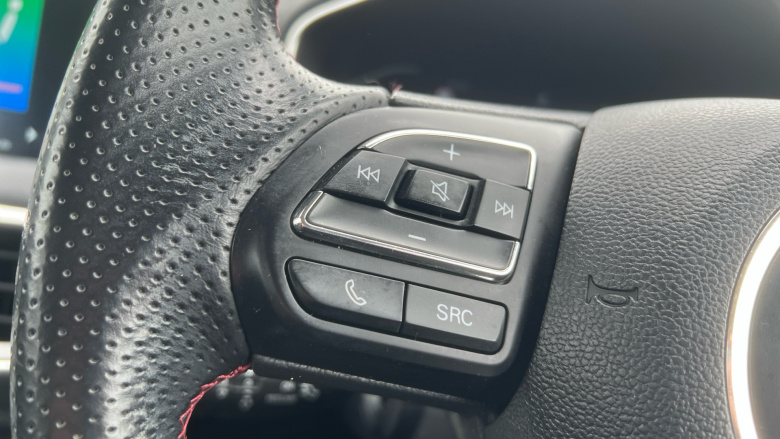 MG Hs 1.5 T-GDI Excite 5dr DCT Petrol Hatchback